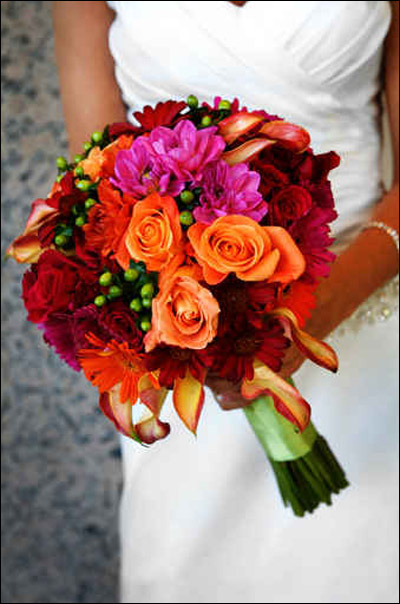 للعرائس.. اليكن اجمل باقات الورود لليلة العمر!!