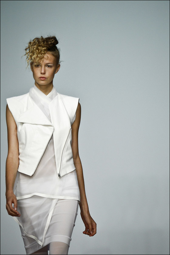 بالصور.. اجمل تصاميم ربيع وصيف 2012!!