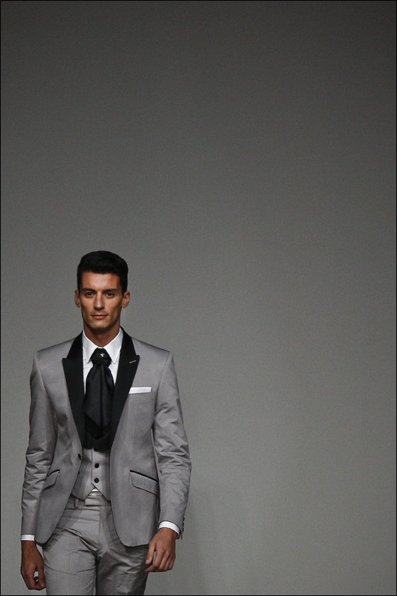 بالصور.. اجمل تصاميم ربيع وصيف 2012!!