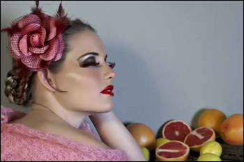 "شايف" يقدم لكن اجمل اكسسوارات الشعر!!