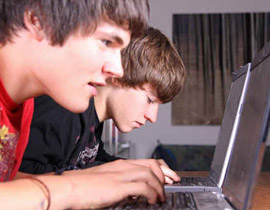 هل تعلم؟! ادمان الانترنت بحاجة الى علاج!!