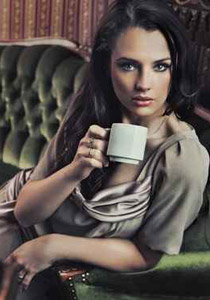 ما هي العلاقة بين تناول القهوة والاصابة بسرطان الجلد؟!!