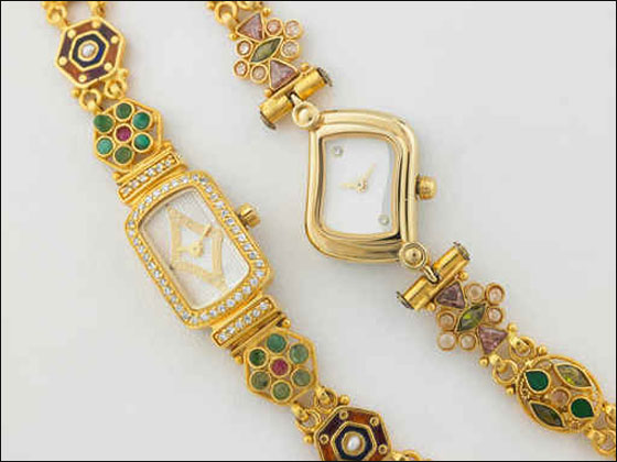 نقدم لكن مجموعة رائعة من ساعات اليد!