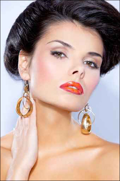 اليكن.. تشكيلة مميزة من اقراط الاذنين!!