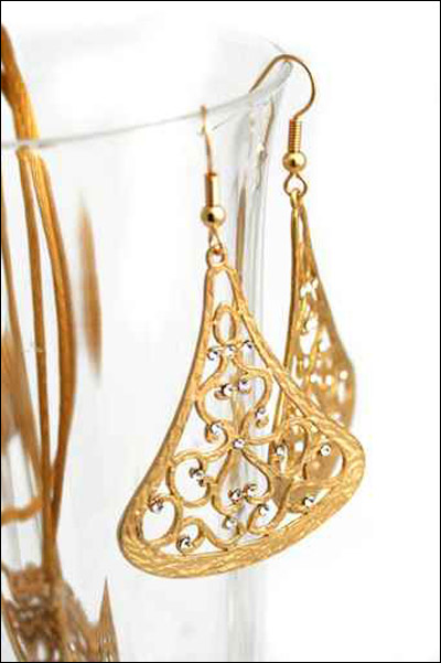 اليكن.. تشكيلة مميزة من اقراط الاذنين!!