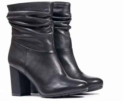 اليكن أجمل تشكيلة من الجزمات لفصل الخريف