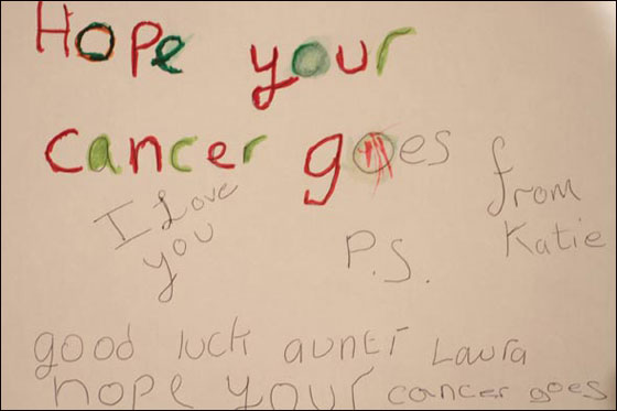 معجزة: طفلة بريطانية تنقذ امها من سرطان الثدي!