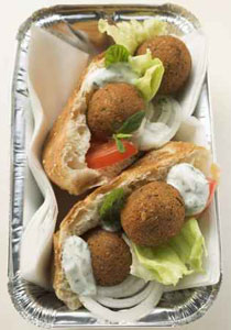 اليكم طريقة تحضير فلافل الشهية!