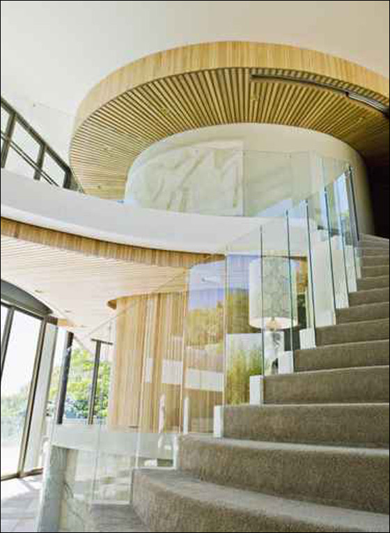 اليكم أجمل تصاميم الدرج البسيطة والمذهلة!! 