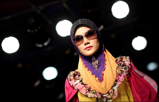 اليكم أجمل ملابس المحجبات لشتاء 2011