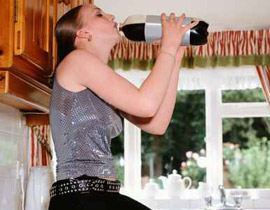 تفاد المشروبات الغازية لتحافظي على جسم رشيق!! 