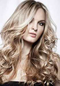 اليك 10 نصائح لشعر جذاب وكثيف جدا!