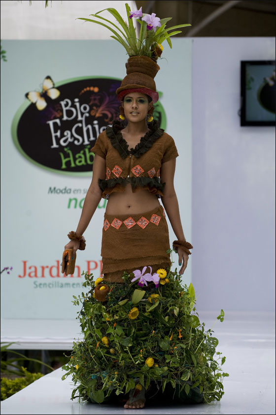 أزياء كولومبية من وحي الطبيعة!