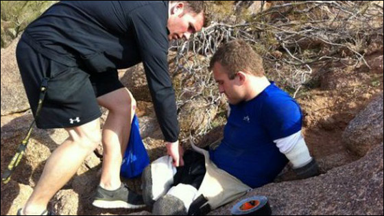 امريكي معوق يتسلق اعلى الجبال بلا اذرع او ارجل! 