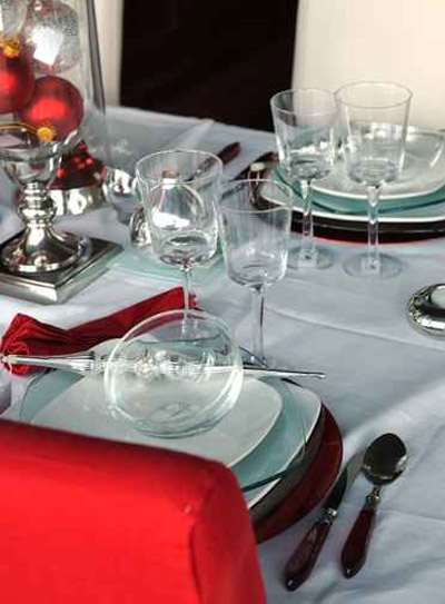 اليكم افكار لتزيين الطاولات!! 