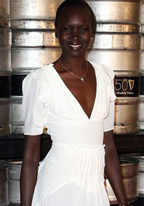  جاعت في  الصغر بسبب الحرب وجاعت في الكبر لتحافظ على قوامها