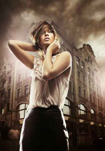 اذا كنت معلمة.. اليك 3 اطلالات لتتنوعي بمظهرك!! 