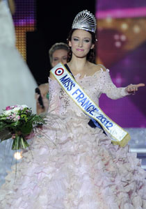 دلفين فيسبيزور تحصد لقب ملكة جمال فرنسا