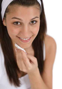 اليك طرق لمعالجة الحبوب واخفائها!! 