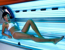 "التسمير" الصناعي احدى مسببات السرطان!!