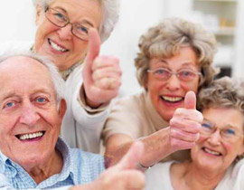 الابتسامة من اهم مبادئ فن التعامل مع الناس!