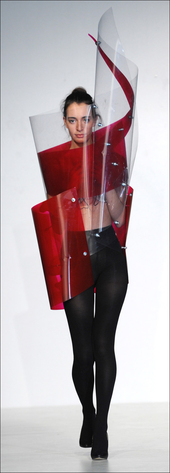 اليكم مجموعة ملابس مميزة من اسبوع الموضة في جورجيا!