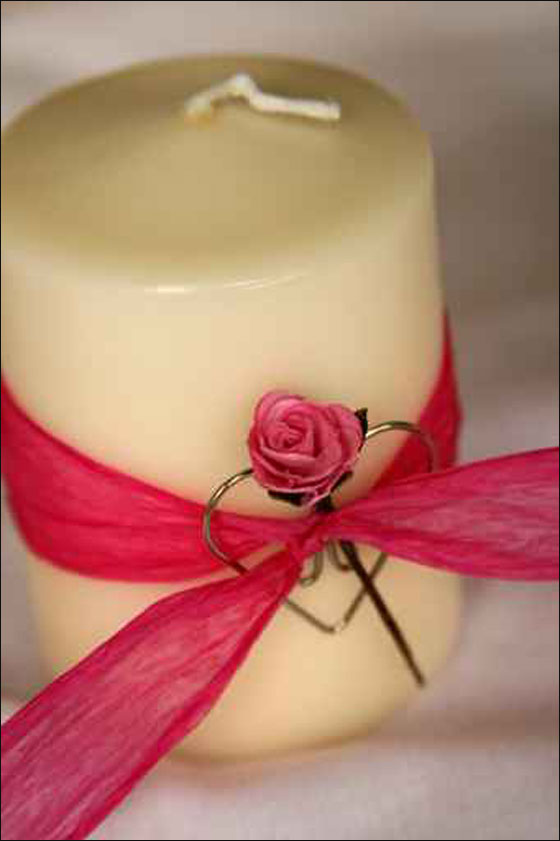 اليكم تصاميم الشموع لتزيد بيوتكم نورا في العيد!