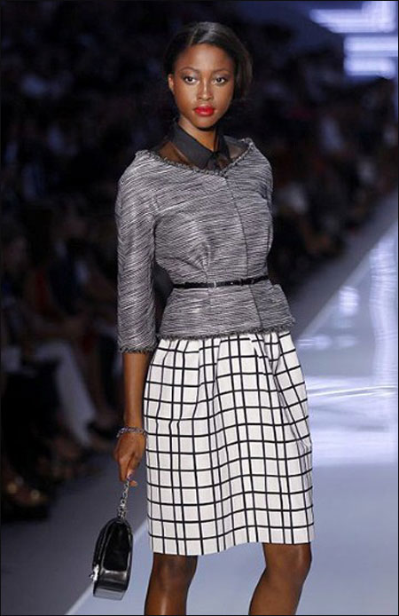 بالصور: ازياء ربيع صيف 2012 تعرضها دار ديور للازياء في باريس