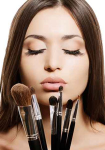 حافظي على نضارة بشرتك بعد حفلات الأعياد ورأس السنة!! 