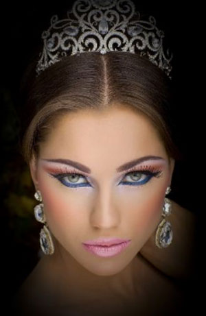 صالون ابراهيم: اللون العسلي والنحاسي تاج على رأس موضة صيف 2012