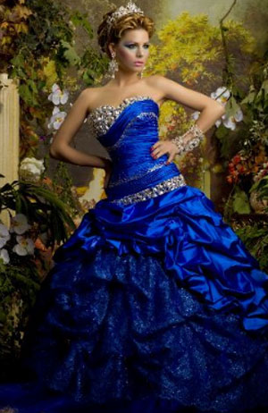 صالون ابراهيم: اللون العسلي والنحاسي تاج على رأس موضة صيف 2012