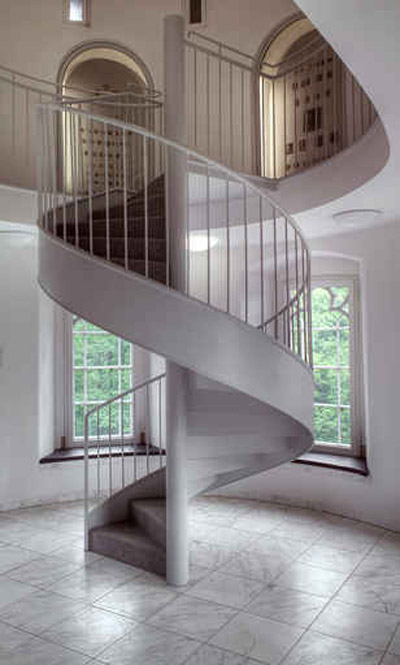 درج المنزل بستايل عصري يناسب جميع الاذواق!