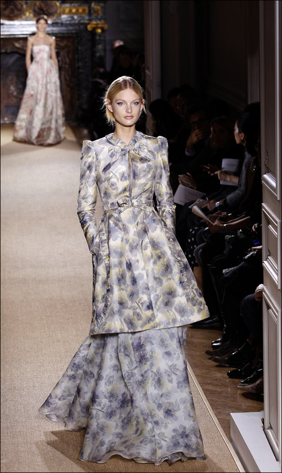 اليكن اجدد الصور في معرض فرنسا للازياء!