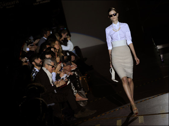 احدث الصور من عرض مدريد لخريف/ شتاء !2012