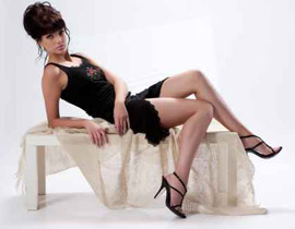 نقدم لك 4 خطوات بسيطة تظهر اناقتك ليلة عيد الحب!