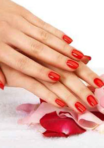 ليدين ناعمتين وجذابتين.. اليك طرق طبيعية للاعتناء بهما!