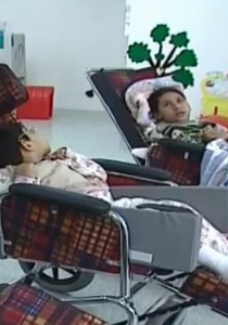 بالفيديو: التنكيل بذوي الاحتياجات الخاصة يثير زلزالا في السعودية