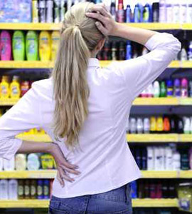 اليك المواد المضرة لشعرك والذي عليك تجنبها في اختيارك للشامبو..