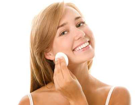 نقدم طريقة سهلة وبسيطة للتخلص من الرؤوس السوداء المزعجة!