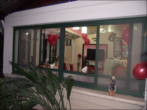 بروفا ومساج شامل لكل عروس في صالون فرنسي بشفاعمرو