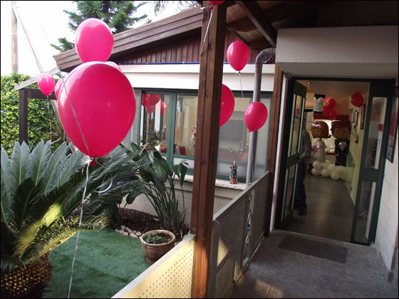 بروفا ومساج شامل لكل عروس في صالون فرنسي بشفاعمرو