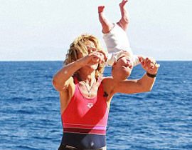 يوغا او "ديناميت" الاطفال مفيدة ام خطر على صحة الاطفال