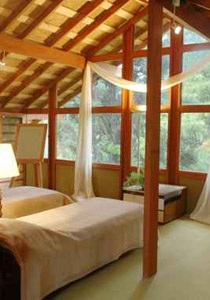 لك مجموعة من الأفكار الجذابة لكيفية تأثيث غرفة نومك من جديد