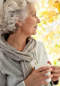 سيدتي.. 8 طرق للتخلصي من الشيب!