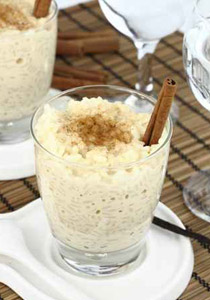 اليكم طريقة تحضير الأرز بالحليب بالفستق والرمان  