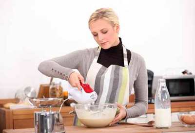 معظم رجال اليوم يفضلون طبخ امهاتهم على ما تعده زوجاتهم!