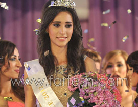 بالصور.. تتويج ملكة جمال الجامعة الاميركية للثقافة وال