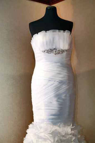 نقدم مجموعة خلابة من فساتين الزفاف لاجمل يوم في حياتك!