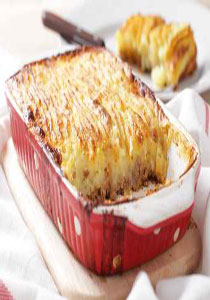 اليكم طريقة صنع البطاطس المهروسة مع اللحمة المفرومة للغذاء!