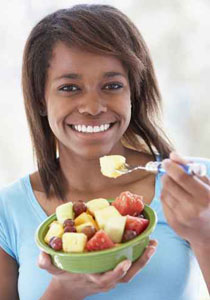 اليكم طريقة تحضير سلطة الاناناس والفاكهة المنعشة!